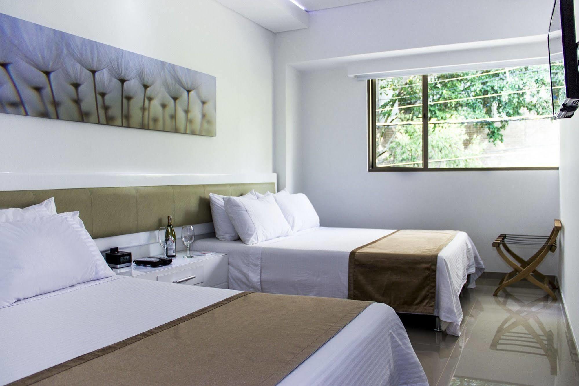 Hotel Zona A Medellín Extérieur photo