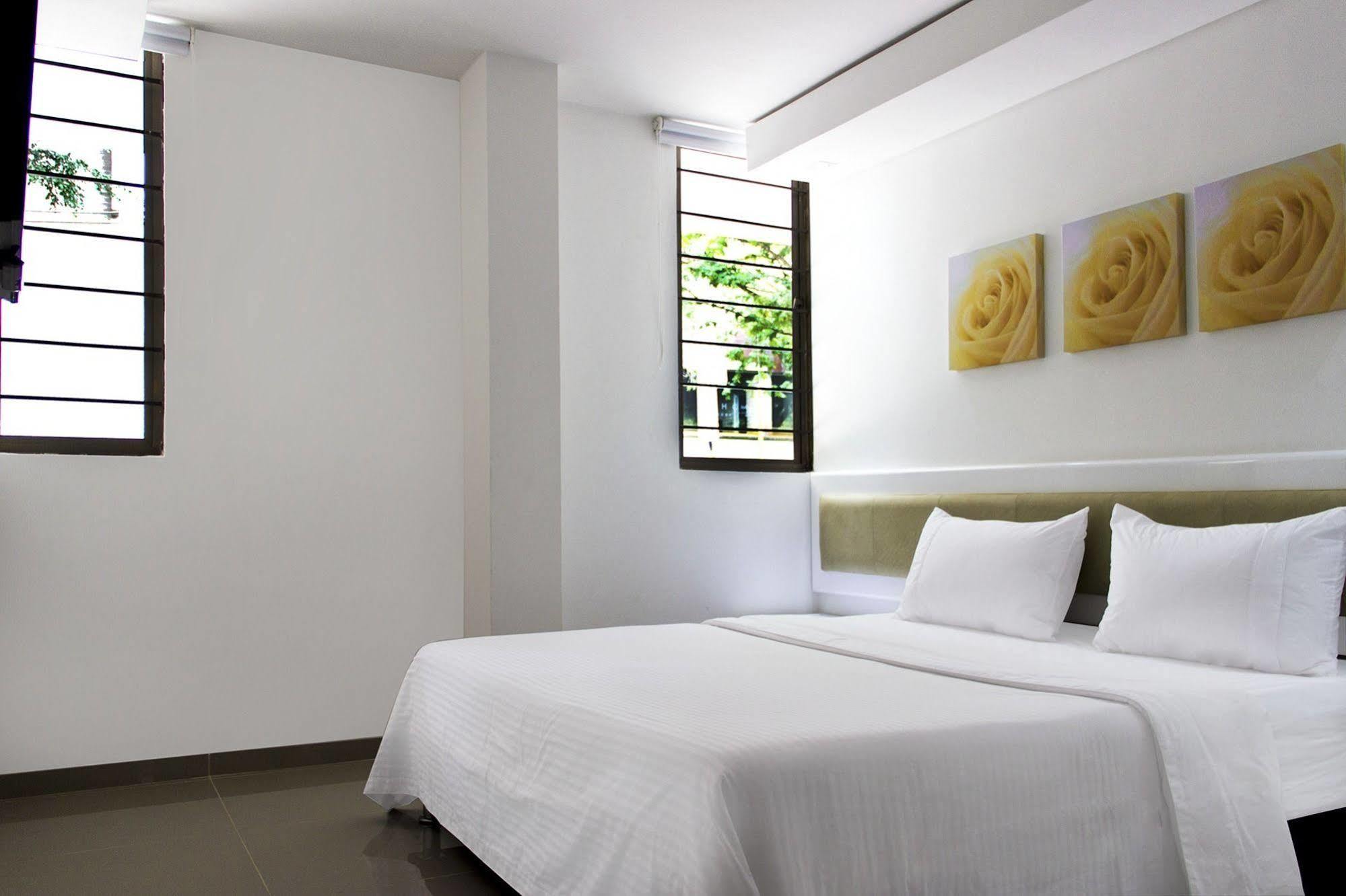 Hotel Zona A Medellín Extérieur photo
